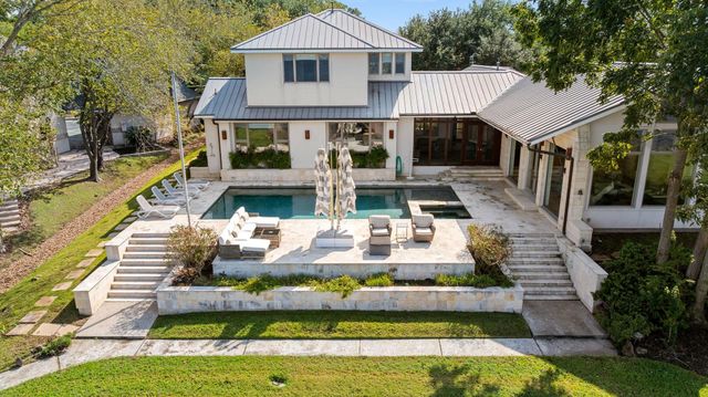 59 Lake Estates Drive, Montgomery, TX 77356