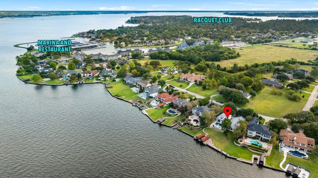 59 Lake Estates Drive, Montgomery, TX 77356