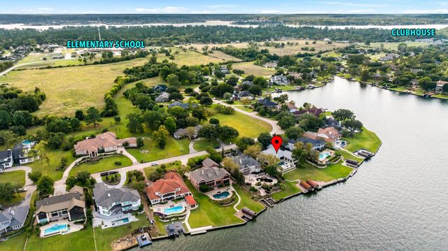 59 Lake Estates Drive, Montgomery, TX 77356