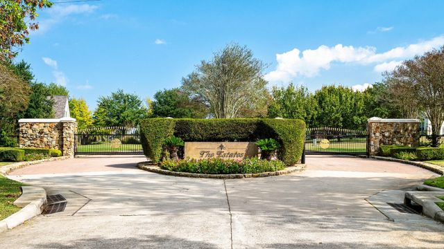59 Lake Estates Drive, Montgomery, TX 77356