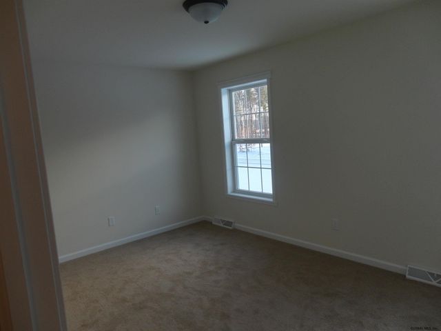 2 Farm View Drive, Schodack, NY 12033