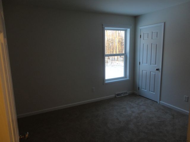 2 Farm View Drive, Schodack, NY 12033