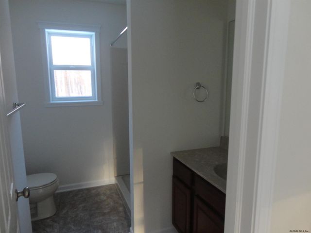2 Farm View Drive, Schodack, NY 12033