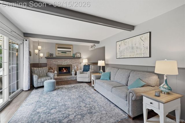 18656 Gill Road, Livonia, MI 48152