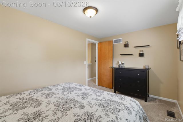 18656 Gill Road, Livonia, MI 48152