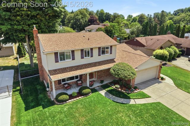 18656 Gill Road, Livonia, MI 48152