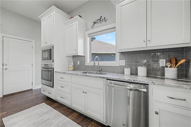 23834 W 126 Terrace, Olathe, KS 66061