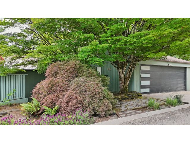 910 Sw CANNING St, Portland, OR 97201