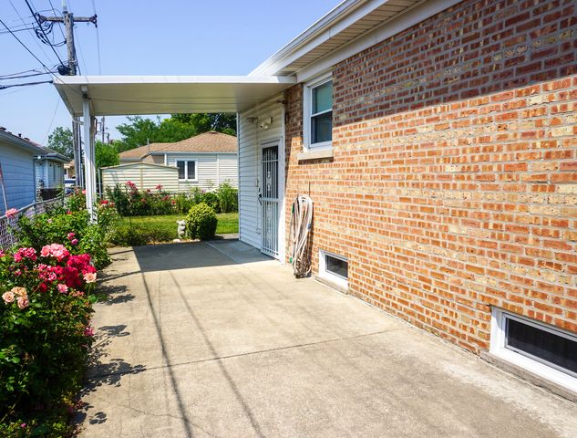 7632 W Norridge Street, Harwood Heights, IL 60706