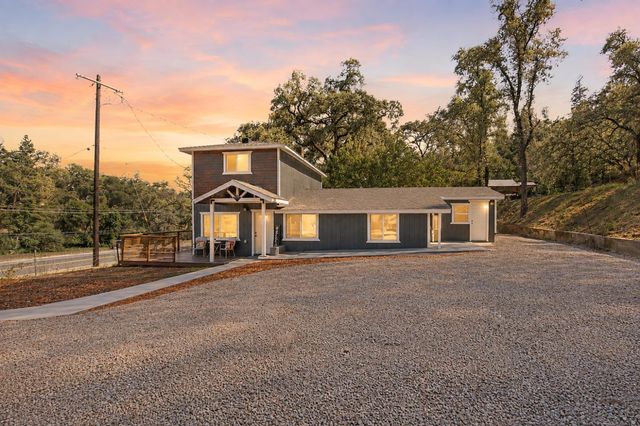 10019 Ladybird Dr, Grass Valley, CA 95949