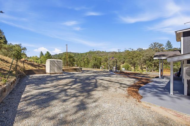 10019 Ladybird Dr, Grass Valley, CA 95949
