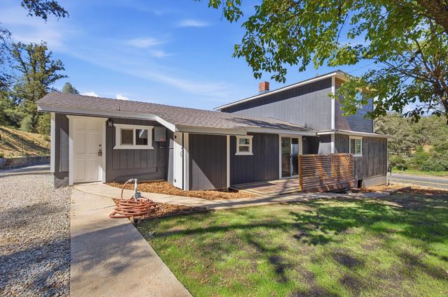 10019 Ladybird Dr, Grass Valley, CA 95949