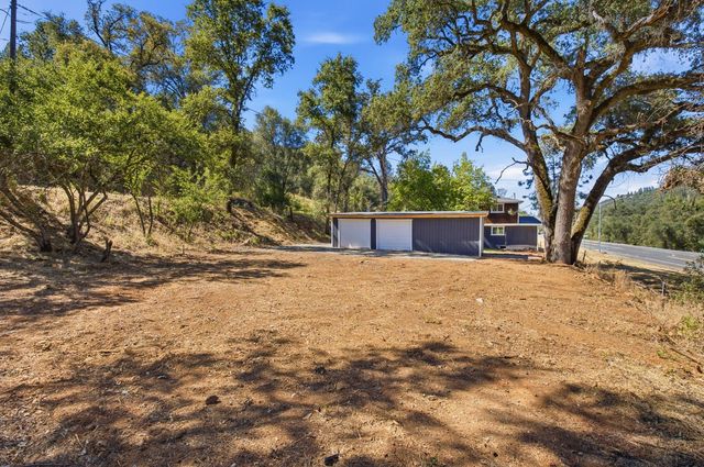 10019 Ladybird Dr, Grass Valley, CA 95949