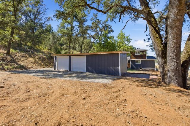 10019 Ladybird Dr, Grass Valley, CA 95949