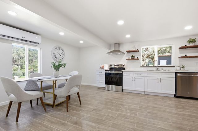 10019 Ladybird Dr, Grass Valley, CA 95949
