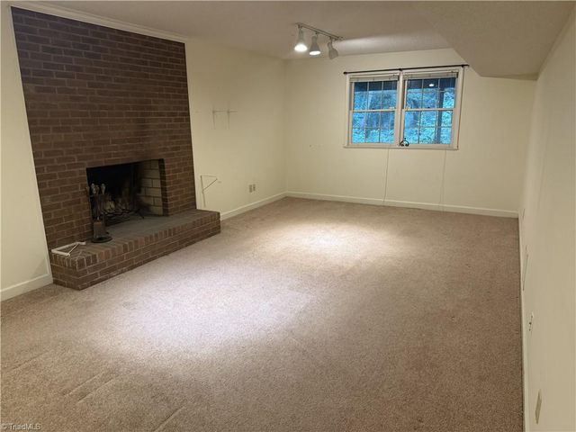 670 Alpine Road, Winston-salem, NC 27104
