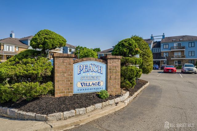 116 Peach Street, Avenel, NJ 07001