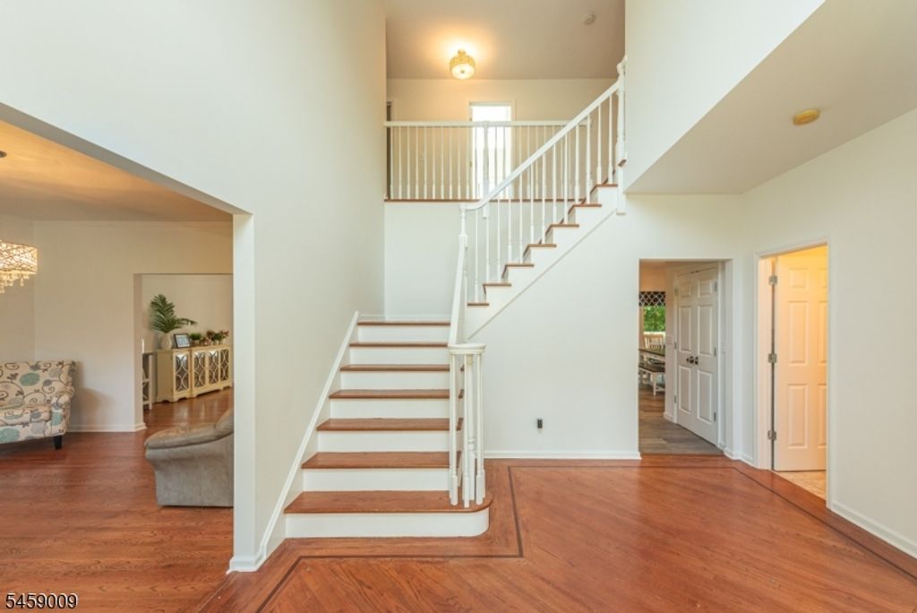 198 Boulevard, Pequannock Twp., NJ 07444 — photo 4