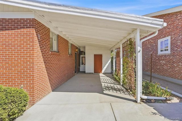 1018 S Krameria Street, Denver, CO 80224