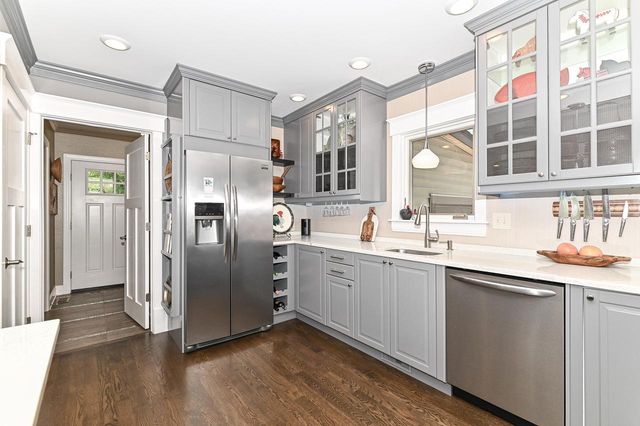 510 Franklin AVENUE, Lake Geneva, WI 53147