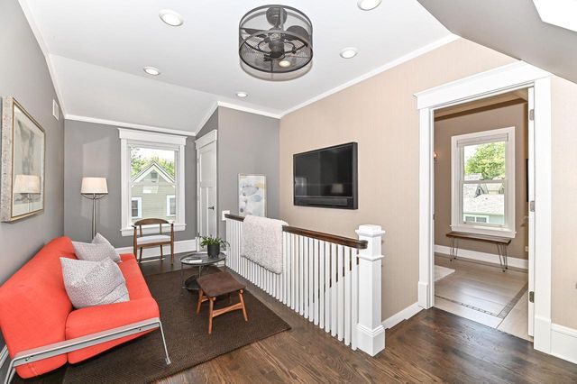 510 Franklin AVENUE, Lake Geneva, WI 53147