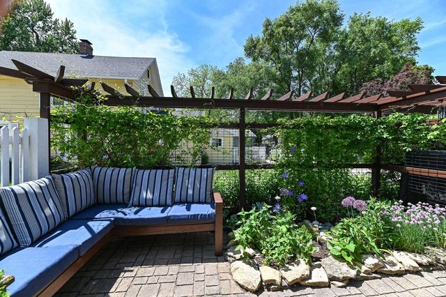 510 Franklin AVENUE, Lake Geneva, WI 53147