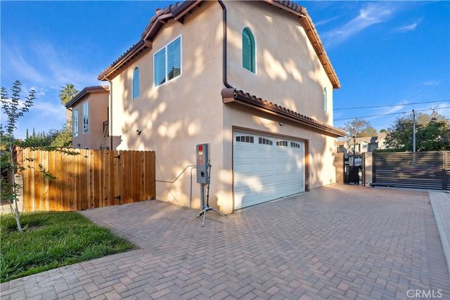 7329 Kelvin, Winnetka, CA 91306
