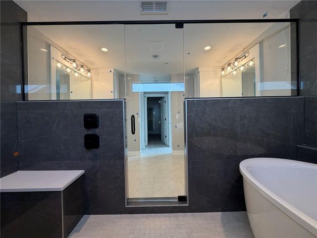 1601 SW Arbor Park Drive, Lee's Summit, MO 64082