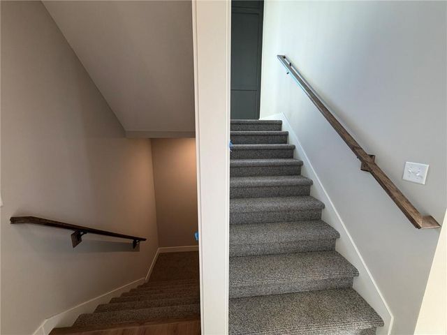 1601 SW Arbor Park Drive, Lee's Summit, MO 64082