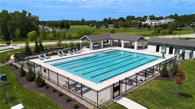 1601 SW Arbor Park Drive, Lee's Summit, MO 64082