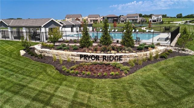 1601 SW Arbor Park Drive, Lee's Summit, MO 64082
