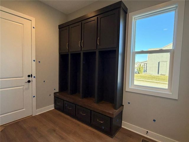 1601 SW Arbor Park Drive, Lee's Summit, MO 64082