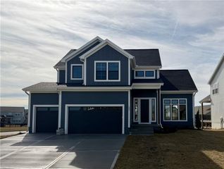 1601 SW Arbor Park Drive, Lee's Summit, MO 64082