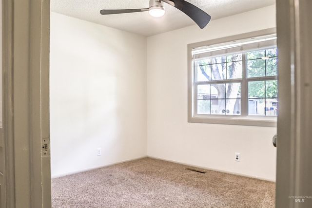 1540 Richmond Dr., Twin Falls, ID 83301