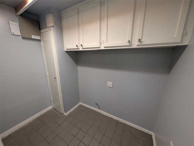 2703 Running Brook Lane, Dallas, TX 75228