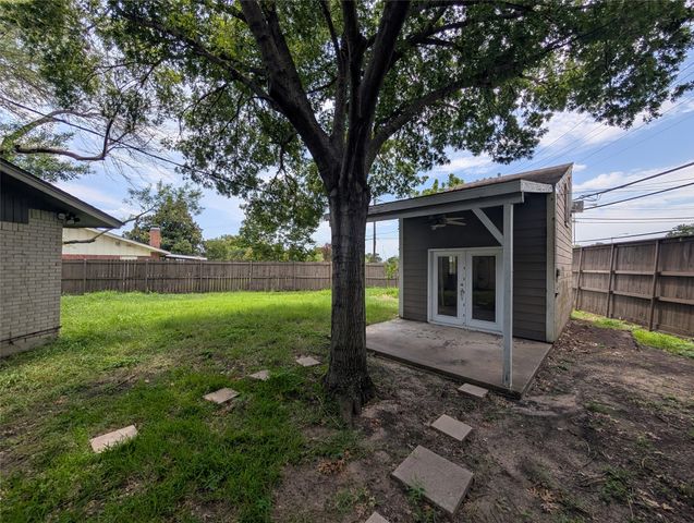 2703 Running Brook Lane, Dallas, TX 75228