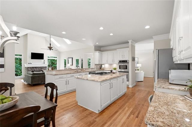 6530 Calamar Drive, Cumming, GA 30040