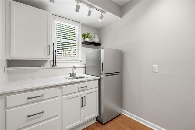 6530 Calamar Drive, Cumming, GA 30040