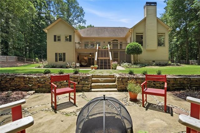 6530 Calamar Drive, Cumming, GA 30040