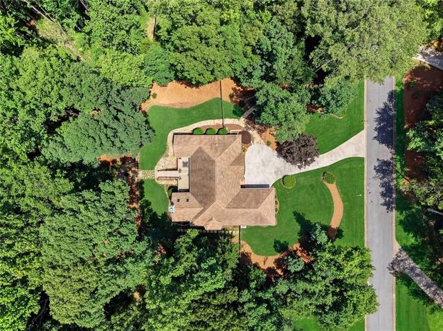 6530 Calamar Drive, Cumming, GA 30040
