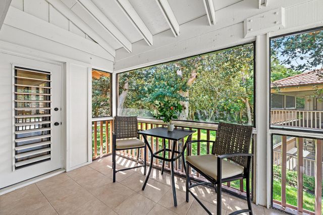 130 Brackenwood Road, Palm Beach Gardens, FL 33418