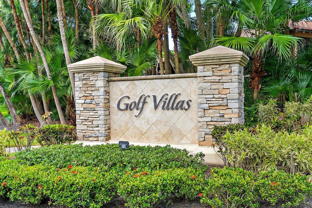 130 Brackenwood Road, Palm Beach Gardens, FL 33418