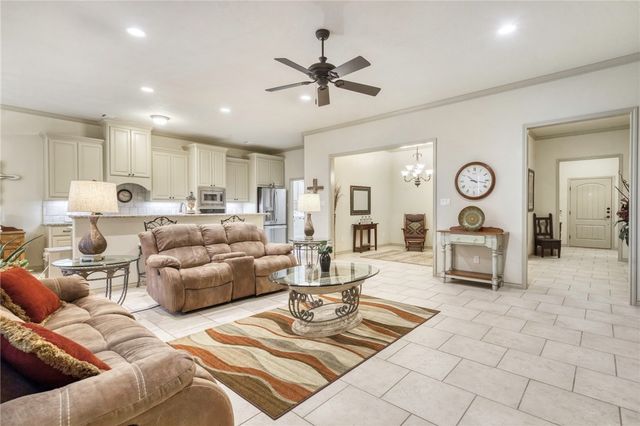 2216 Ironwood Drive, College Station, TX 77845