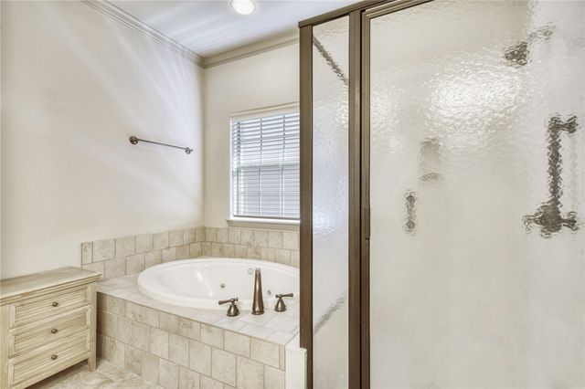 2216 Ironwood Drive, College Station, TX 77845