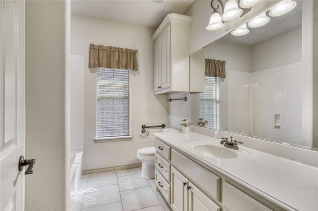 2216 Ironwood Drive, College Station, TX 77845