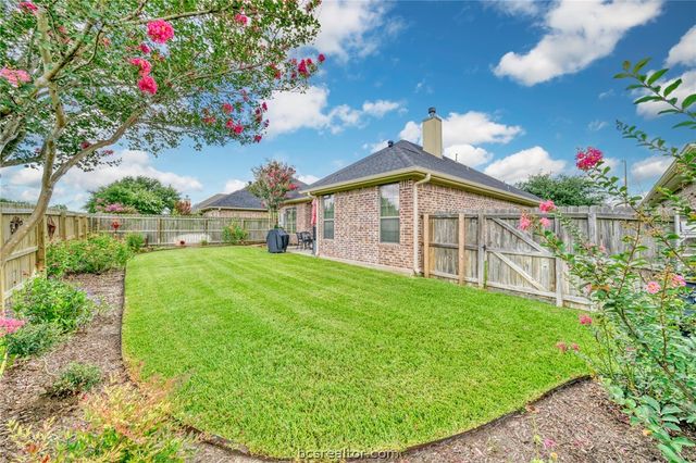 2216 Ironwood Drive, College Station, TX 77845