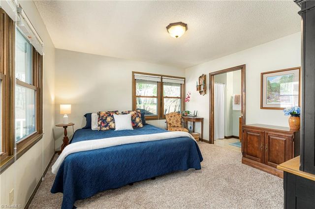 195 Winddrift Street, Winston-salem, NC 27107