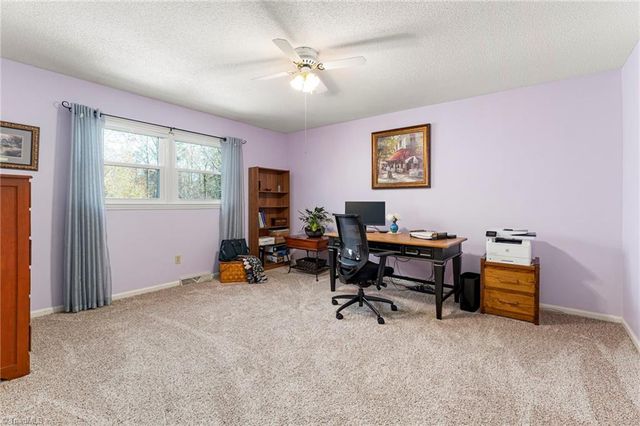 195 Winddrift Street, Winston-salem, NC 27107