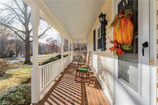 195 Winddrift Street, Winston-salem, NC 27107