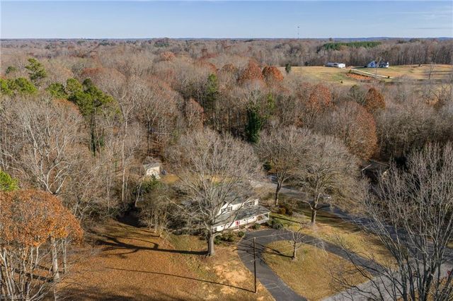 195 Winddrift Street, Winston-salem, NC 27107